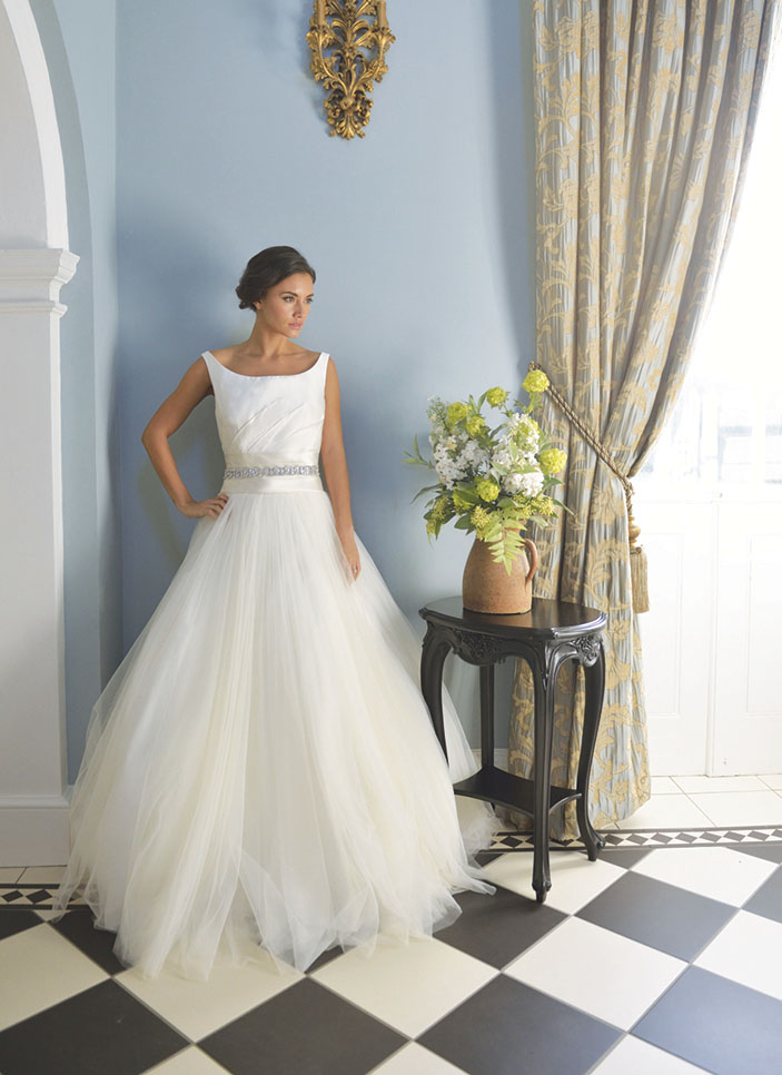 The Basics - Designer Wedding Dresses on a Budget