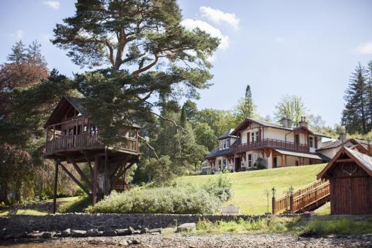 Barn Wedding Venues Near Me - The Lodge on Loch Goil Ltd