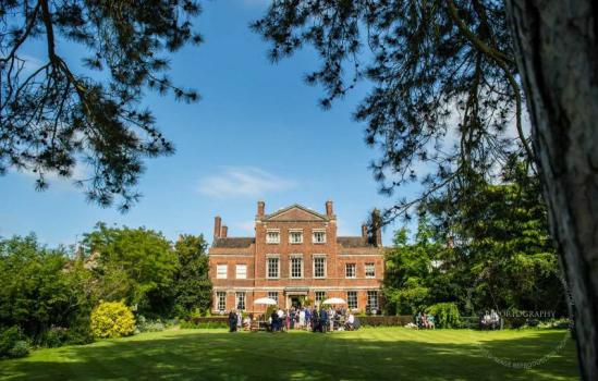 No Corkage Wedding Venues - Island Hall