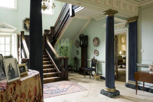- Island Hall