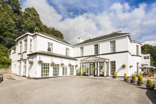 - The Manor Hotel Crickhowell