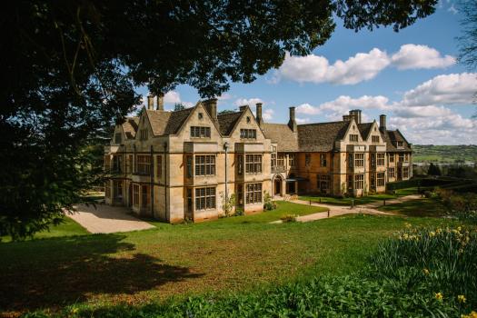 - Coombe Lodge