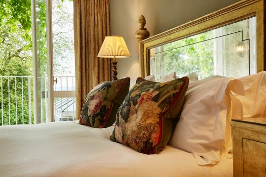 - Ockenden Manor Hotel & Spa