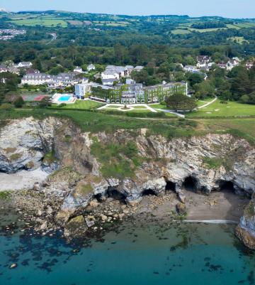 Wedding Venues In Italy - Carlyon Bay Hotel
