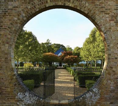 Civil Ceremony License Wedding Venues - Hanbury Manor Marriott Hotel & Country Club
