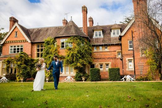 Exclusive Hire Wedding Venues - Cantley House Hotel and Barn