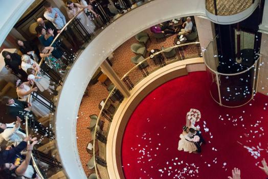 - CurvyBrides