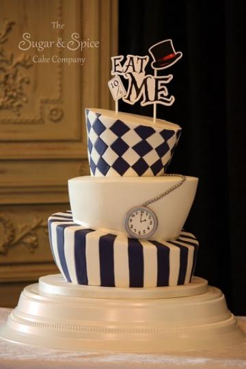 Wedding Cakes Near Me - WeddingPlanner.co.uk