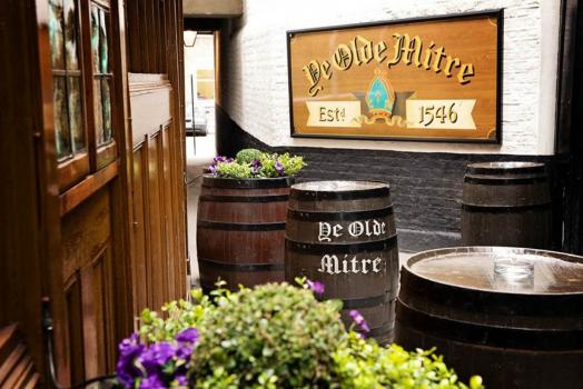 - Ye Olde Mitre