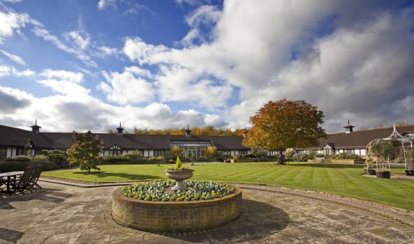 Wedding Venues In Italy - Wyboston Lakes