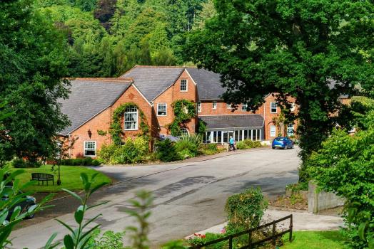 Wedding Venues In Italy - The Fox and Hounds Country Hotel