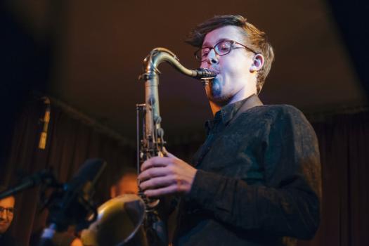 Music & Entertainment - Alex Hitchcock - Saxophonist