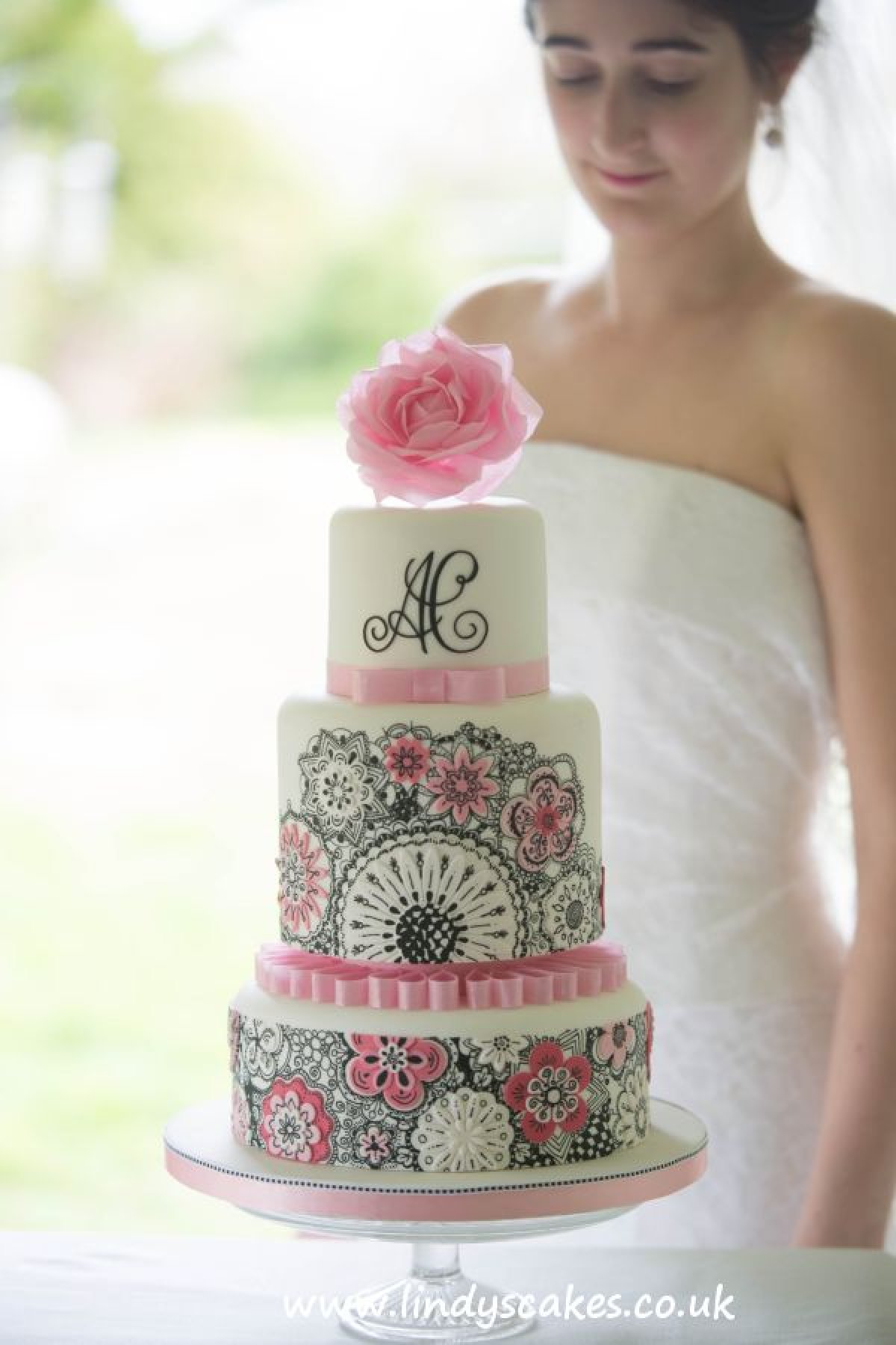 Blue Tiled Wedding Cake Decorating Tutorial by Lindy Smith - Cake Geek  Magazine
