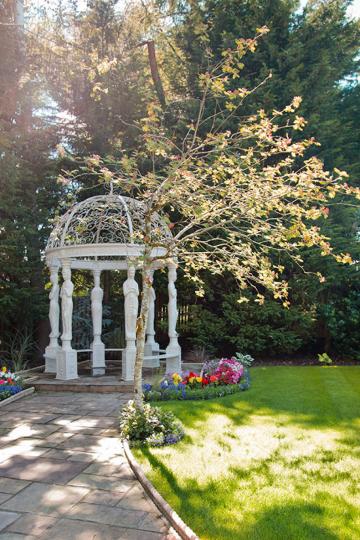 Barn Wedding Venues Near Me - The Busby Hotel