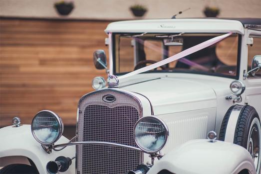 Barn Wedding Venues Near Me - The Busby Hotel