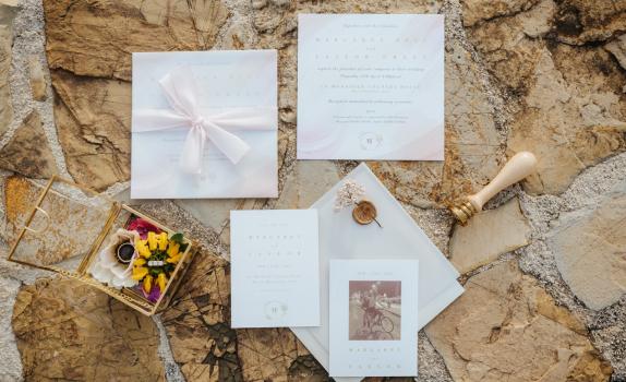 - Vania Weddings