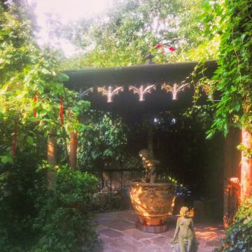 Coastal Wedding Venues - Simon Drake's House of Magic