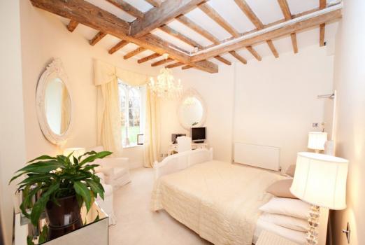 Wedding Venues In Italy - Cockliffe House Hotel