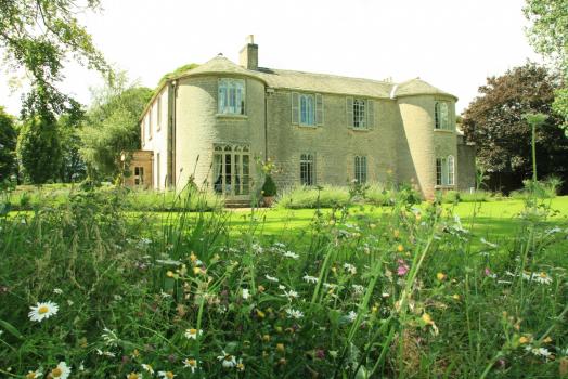 Wedding Venues In Italy - Cockliffe House Hotel