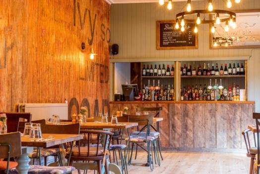 Coastal Wedding Venues - Coach and Horses, Barnes