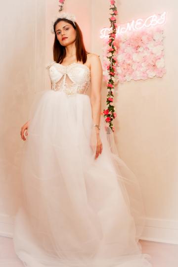 - DUMEBI Bridal