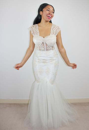 - DUMEBI Bridal