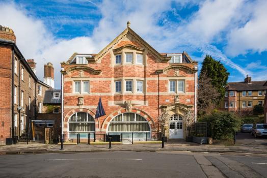 - One Warwick Park