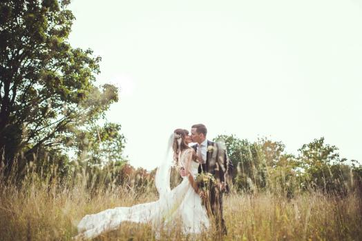 Barn Wedding Venues Near Me - Oxleaze Barn