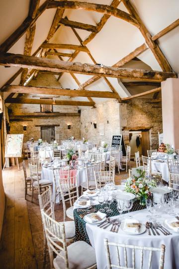 Barn Wedding Venues Near Me - Oxleaze Barn