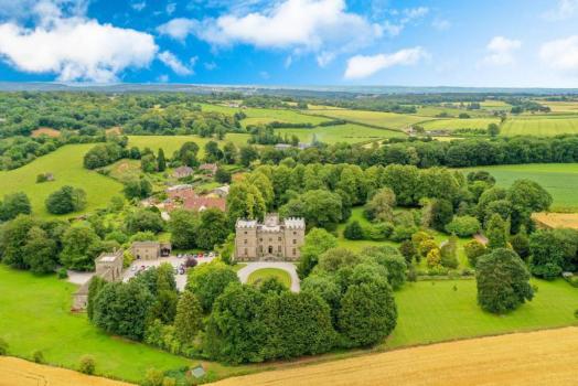 Weekend Hire Wedding Venues - Clearwell Castle