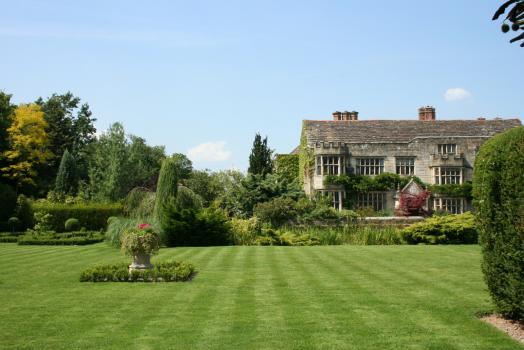No Corkage Wedding Venues - Smallfield Place