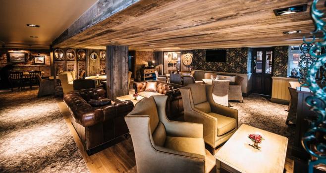 Barn Wedding Venues Near Me - Bowfield Hotel & Country Club