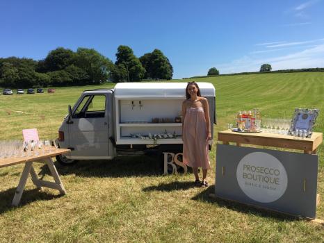 Hen Party & Stag Do - Bubble & Squeak Prosecco Boutique