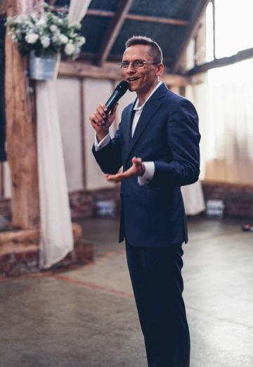 Find Toastmasters - Tony Winyard Entertainment