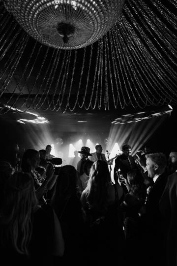  - In-Awe Weddings & Events