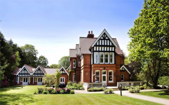 Wedding Venues In Italy - The Dower House Hotel