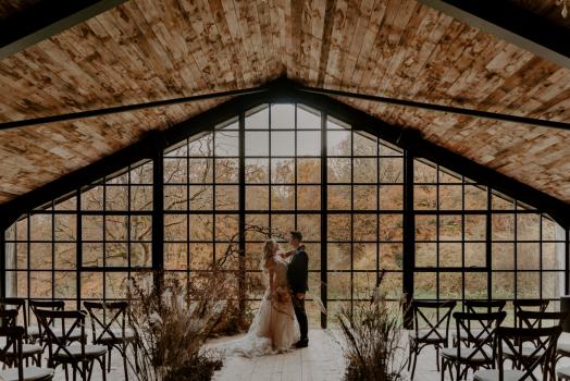 Civil Ceremony License Wedding Venues - Hidden River Barn