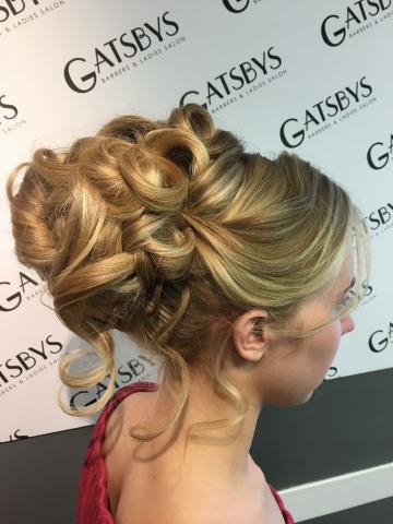 - Sarah Swain Hair & Makeup