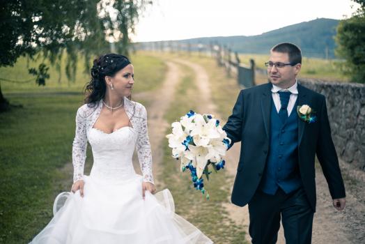 - Csaba Winter Wedding Cinematography