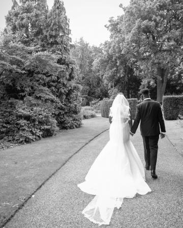 - Essie Dawes Wedding & Luxury Travel