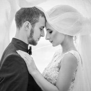 - Luxe Bride Photography