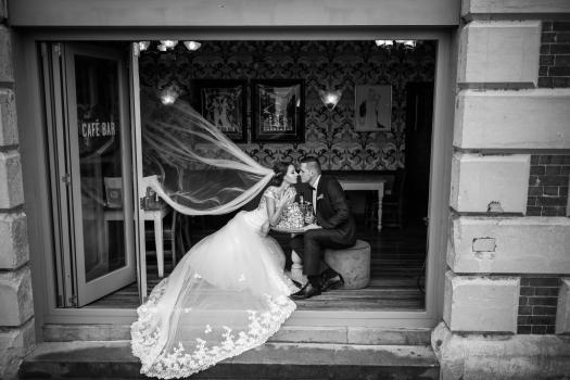 - Luxe Bride Photography