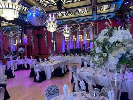 Barn Wedding Venues Near Me - The Earl of Doncaster Hotel
