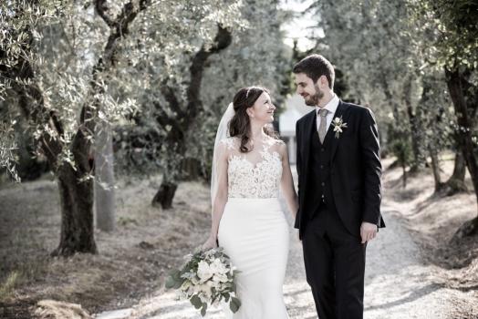 Find a Wedding Photographer - Neli Prahova Photography