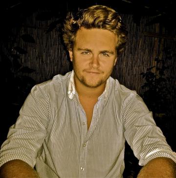 Music & Entertainment - Sam Fearon
