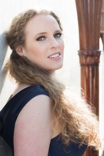 - Harriet Adie - Harpist