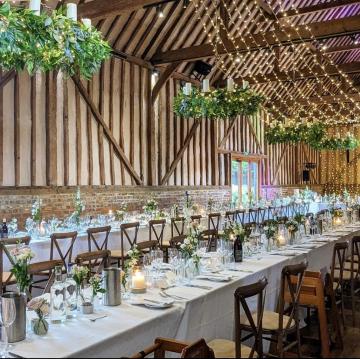 Barn Wedding Venues Near Me - Lillibrooke Manor & Barns