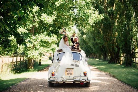 Barn Wedding Venues Near Me - Lillibrooke Manor & Barns