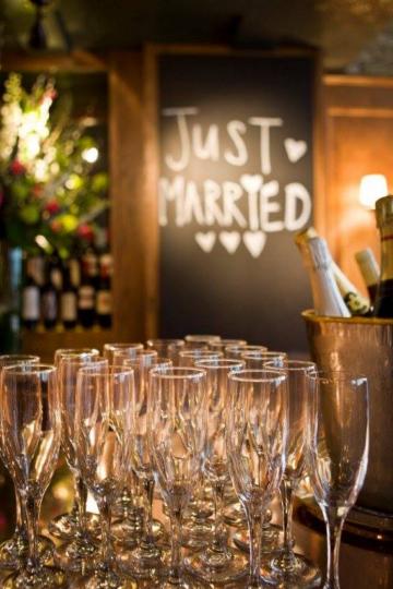 Pub Wedding Venues - The White Swan