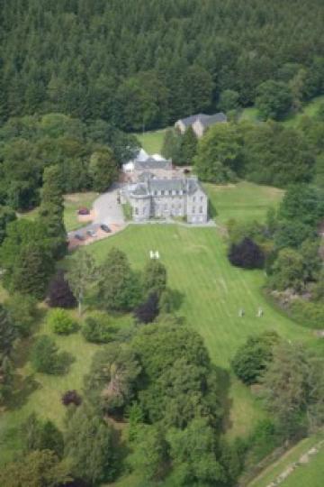 Barn Wedding Venues Near Me - Raemoir House